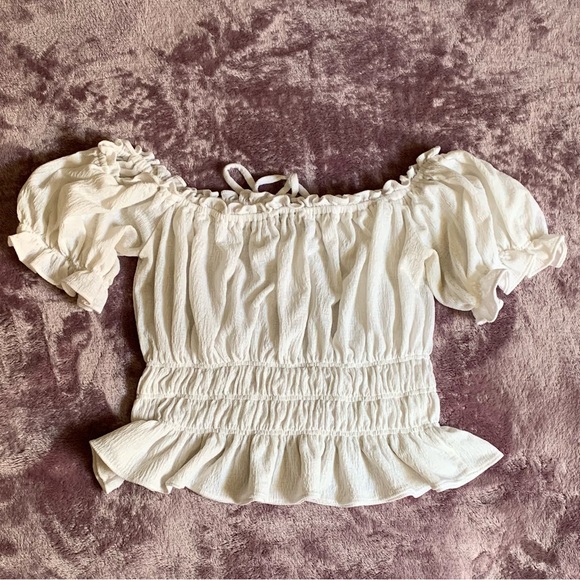 Forever 21 White Cropped Top - Picture 2 of 3